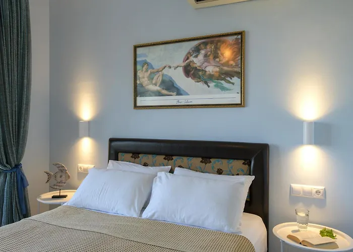 Villa Blue By Posarellivillas